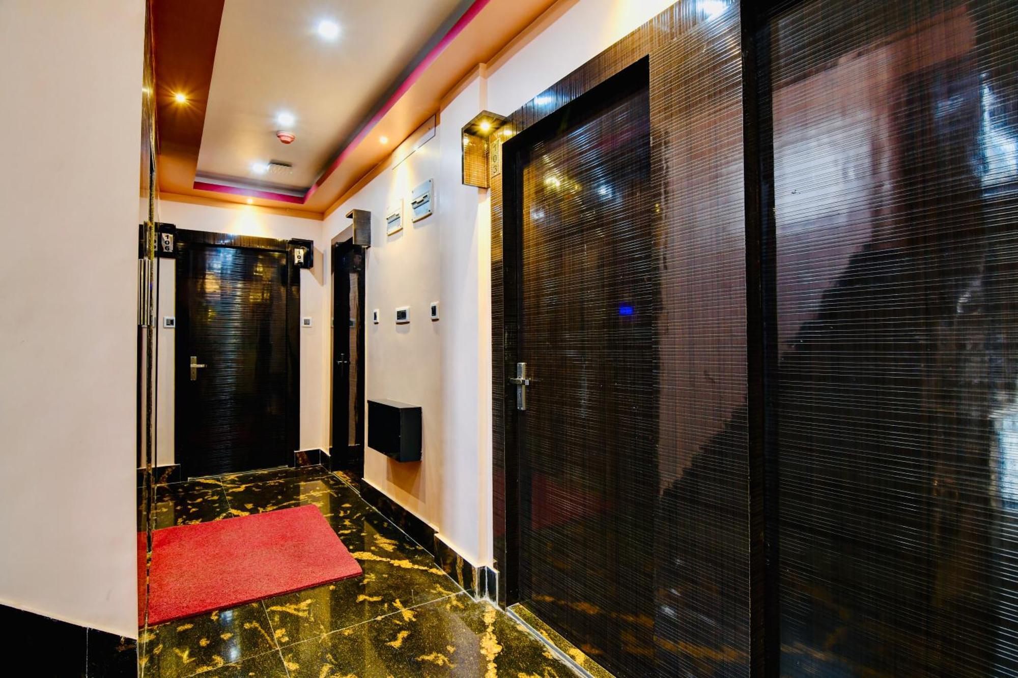 Hotel Kanan Inn โกลกาตา ภายนอก รูปภาพ