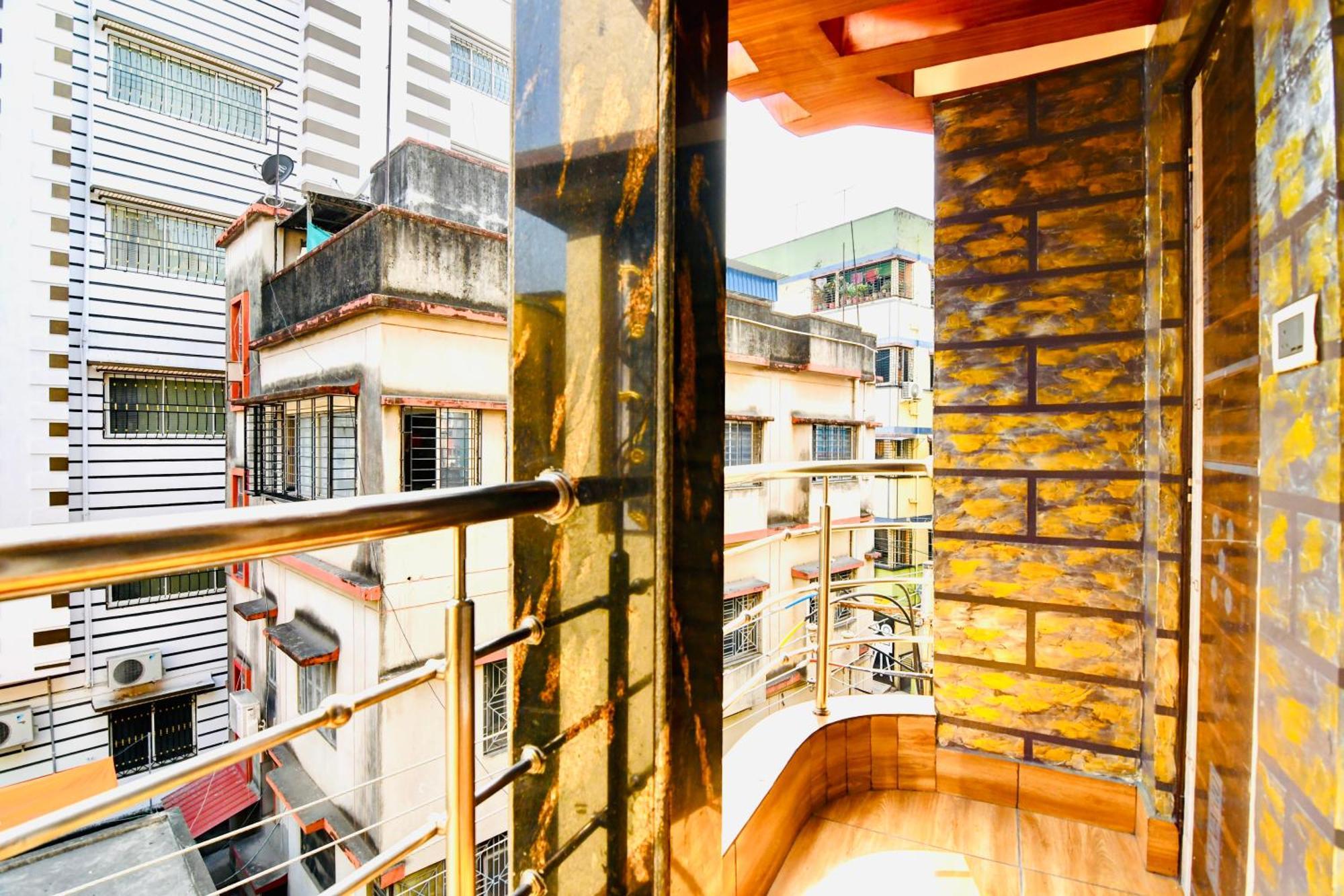 Hotel Kanan Inn โกลกาตา ภายนอก รูปภาพ