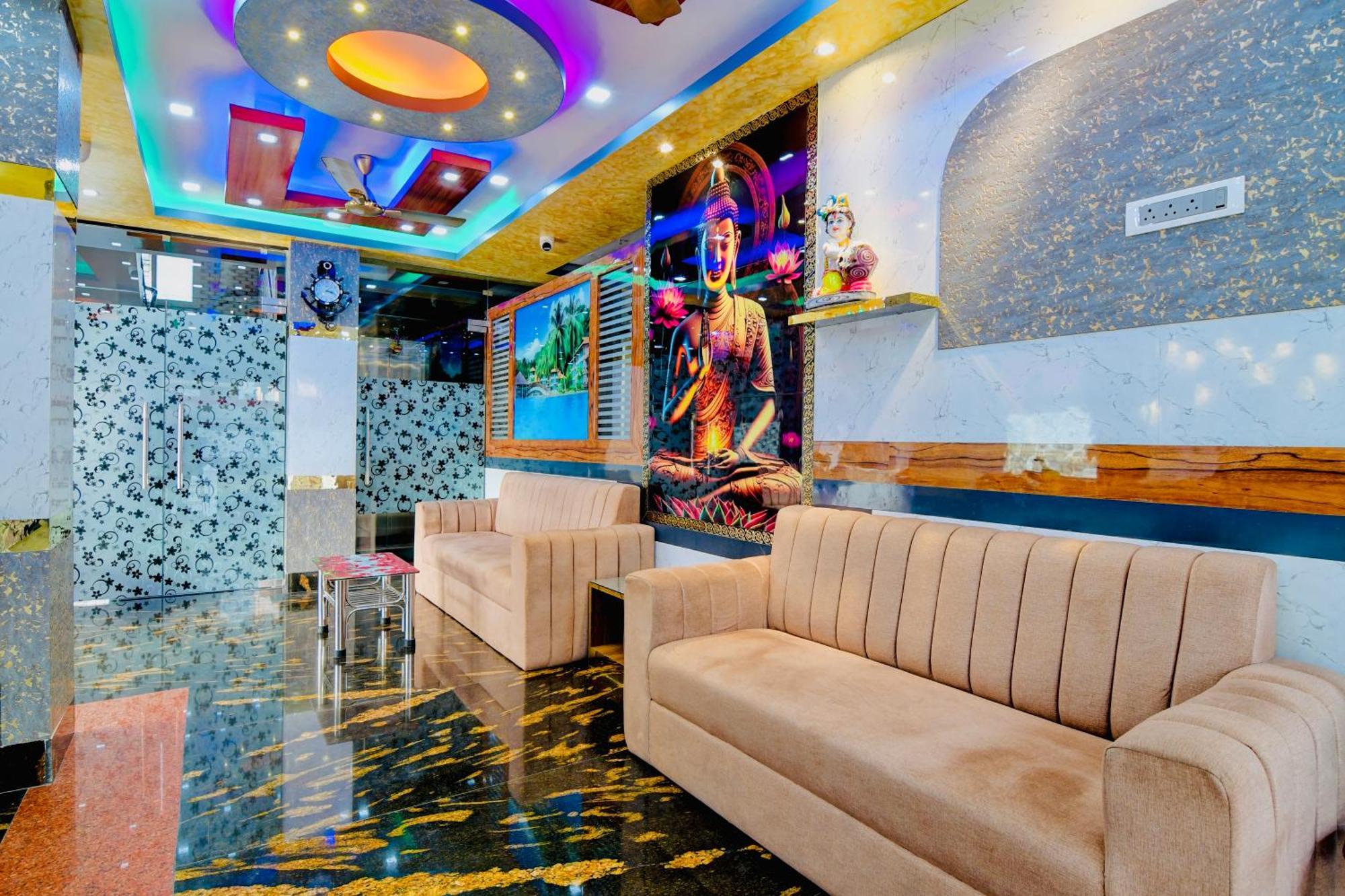 Hotel Kanan Inn โกลกาตา ภายนอก รูปภาพ