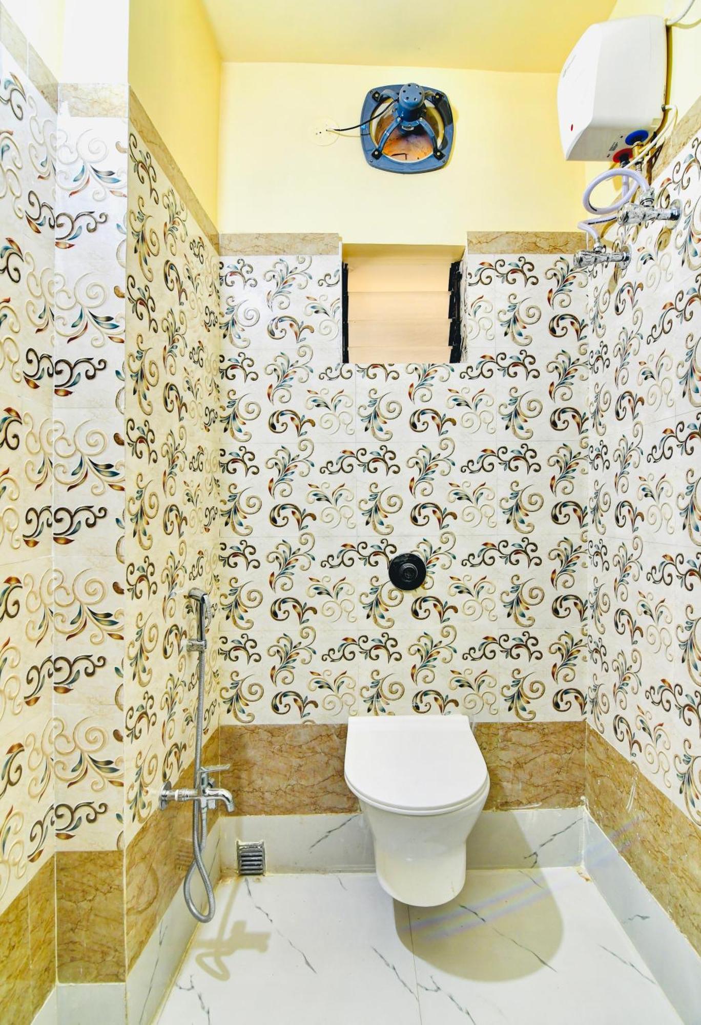Hotel Kanan Inn โกลกาตา ภายนอก รูปภาพ