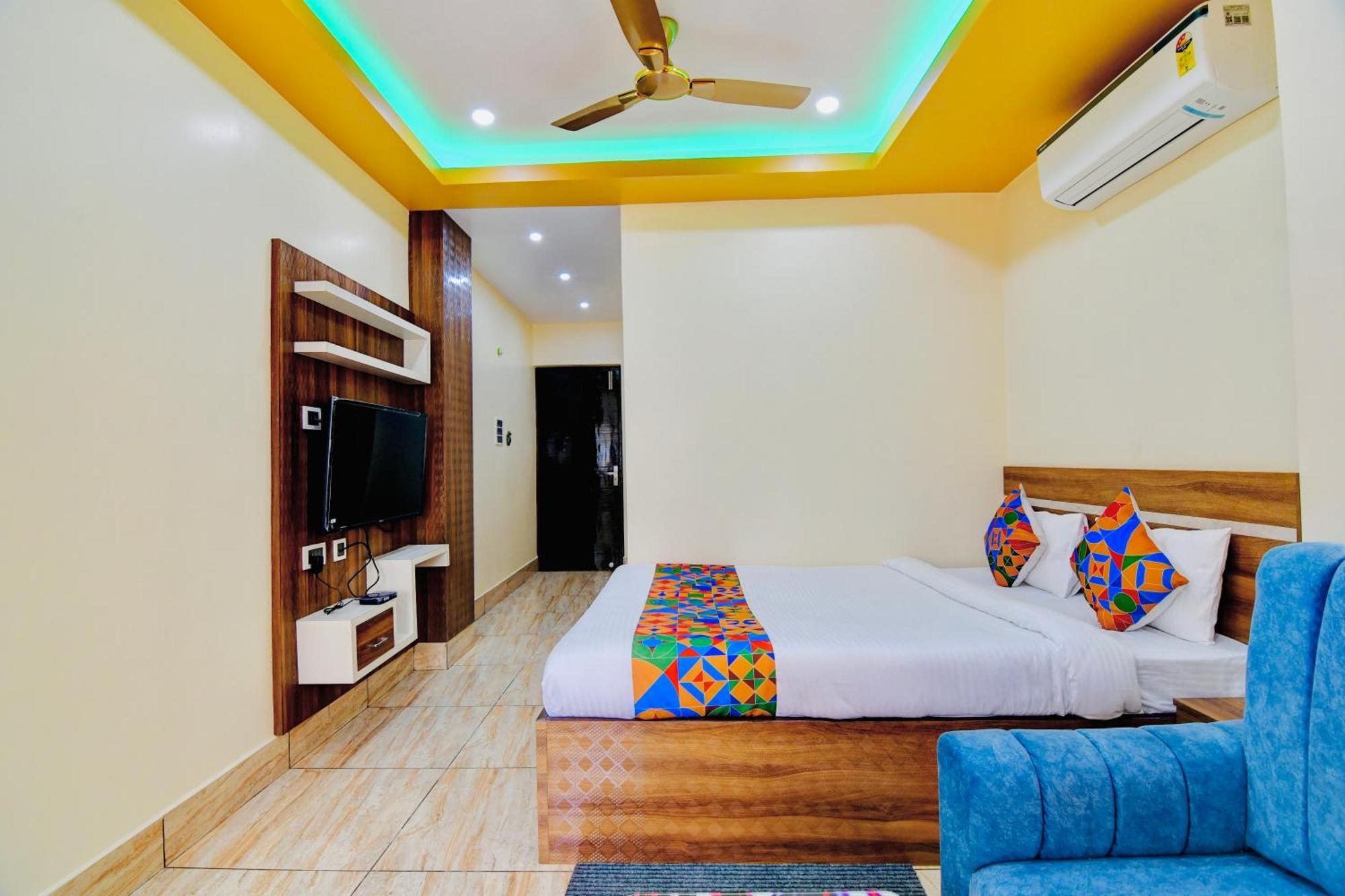 Hotel Kanan Inn โกลกาตา ภายนอก รูปภาพ