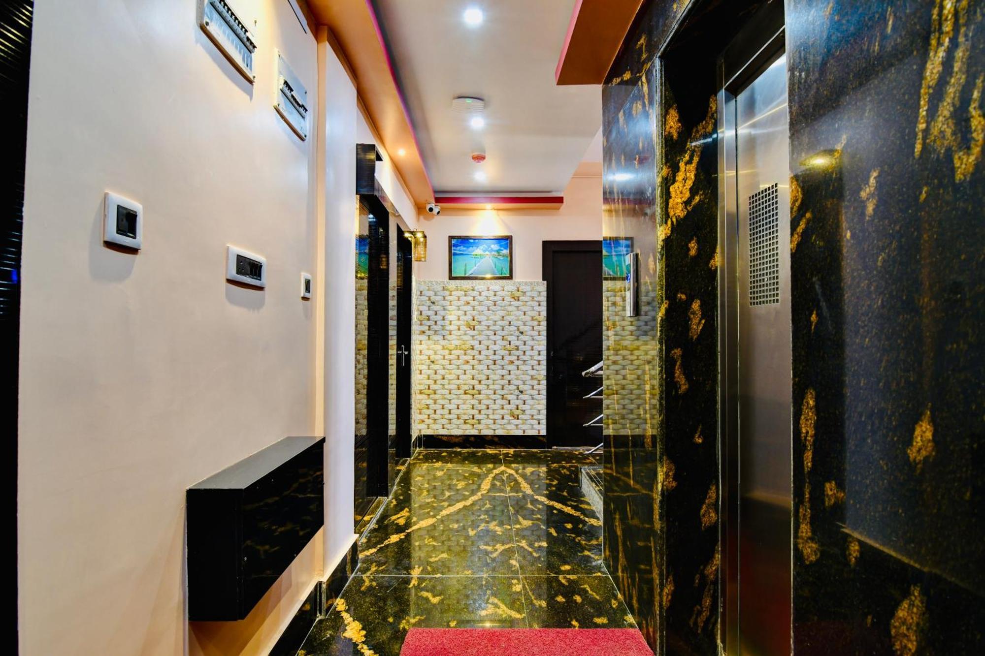 Hotel Kanan Inn โกลกาตา ภายนอก รูปภาพ