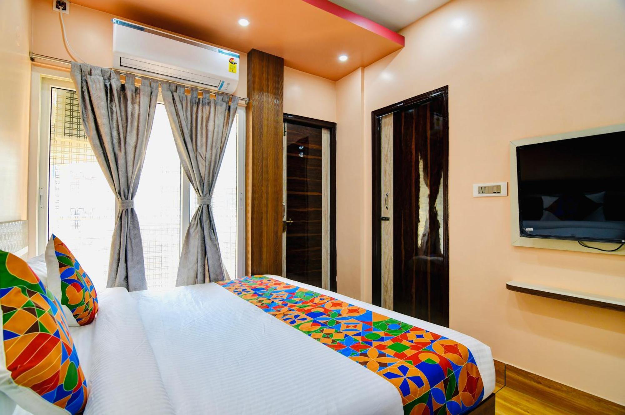 Hotel Kanan Inn โกลกาตา ภายนอก รูปภาพ